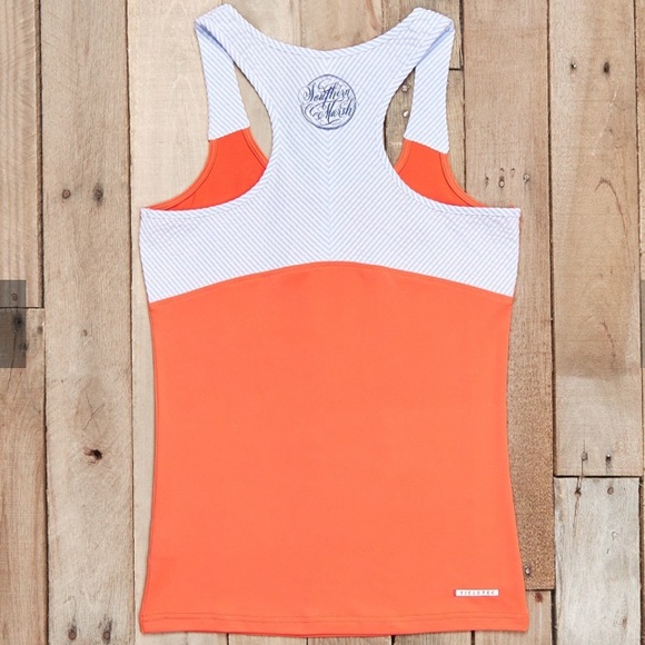 Southern Marsh FieldTec Racerback Yoga Tank - Picture 3 of 8